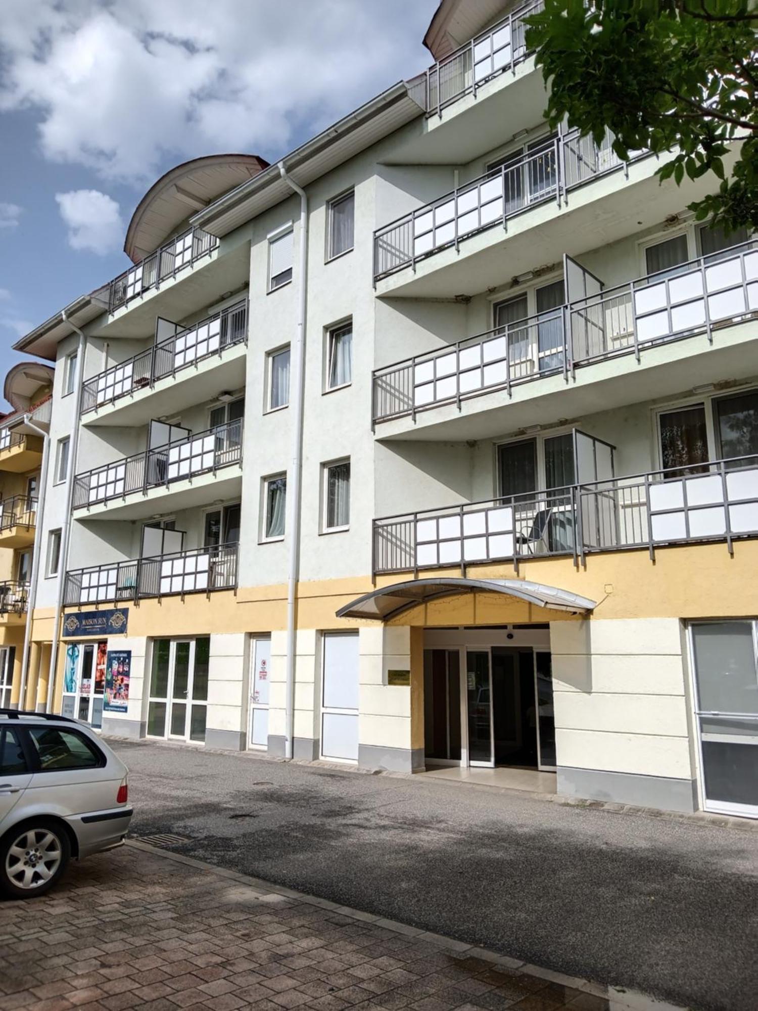 Viola Wellness Apartman Apartment ซาลาคาโรส ภายนอก รูปภาพ